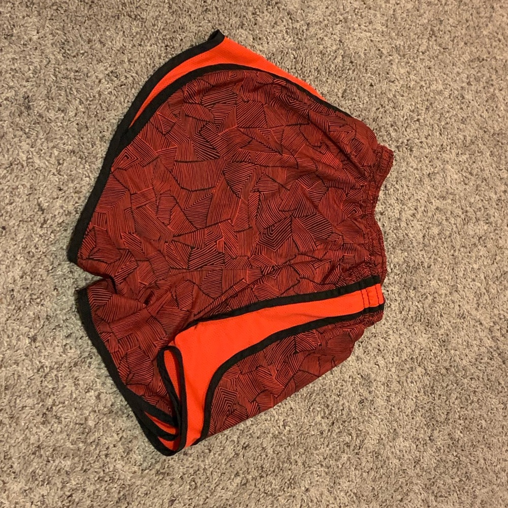 Nike shorts size small